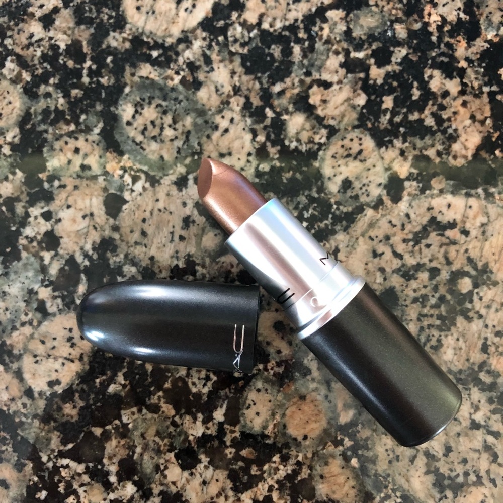 MAC lipstick 💄